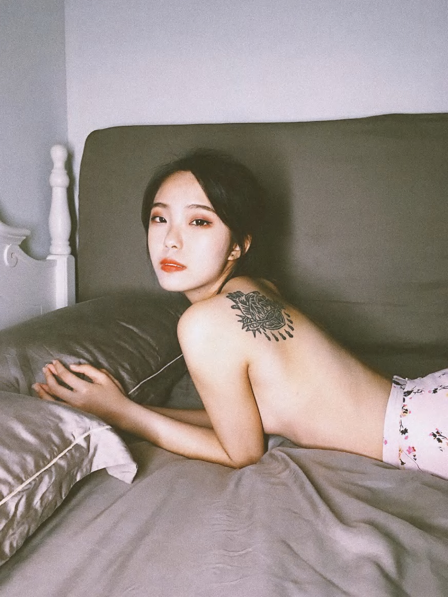 擁有一個韓國模特女友是一個什么樣的體驗