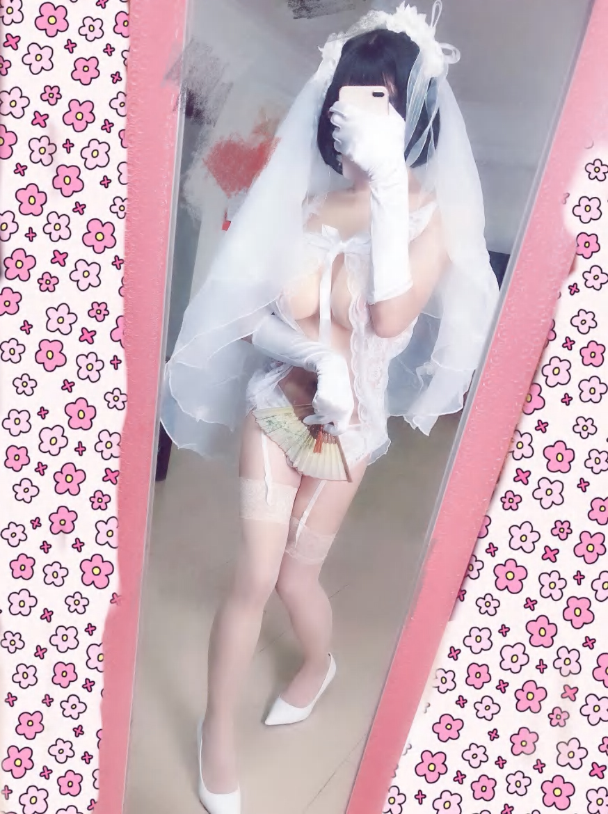 蘿莉系列.微胖可愛(ài)性感還愛(ài)COSPLAY