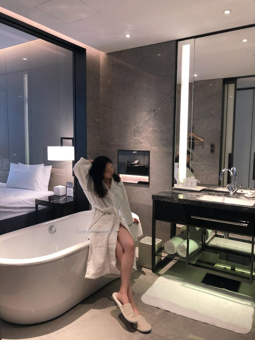 有一個(gè)可愛性感的日本女友是什么樣的體驗(yàn)？