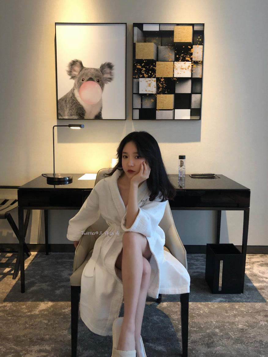 有一個(gè)可愛性感的日本女友是什么樣的體驗(yàn)？