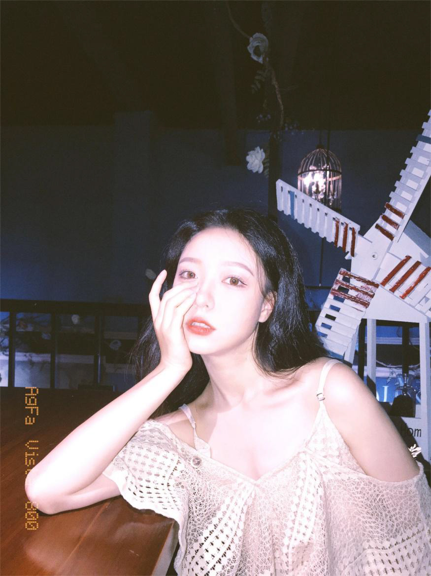 有一個(gè)可愛性感的日本女友是什么樣的體驗(yàn)？