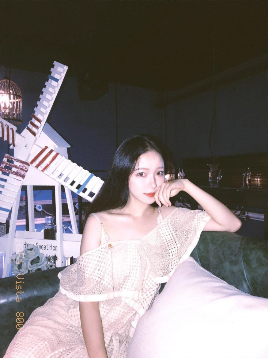 有一個(gè)可愛性感的日本女友是什么樣的體驗(yàn)？