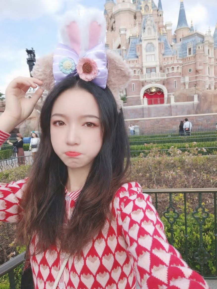 有一個(gè)可愛性感的日本女友是什么樣的體驗(yàn)？
