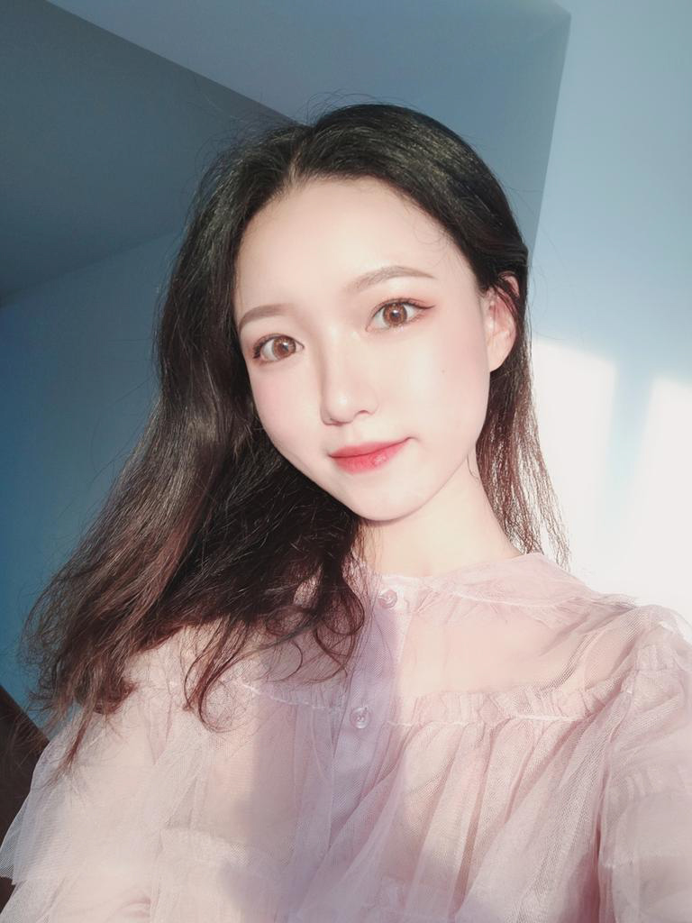 有一個(gè)可愛性感的日本女友是什么樣的體驗(yàn)？