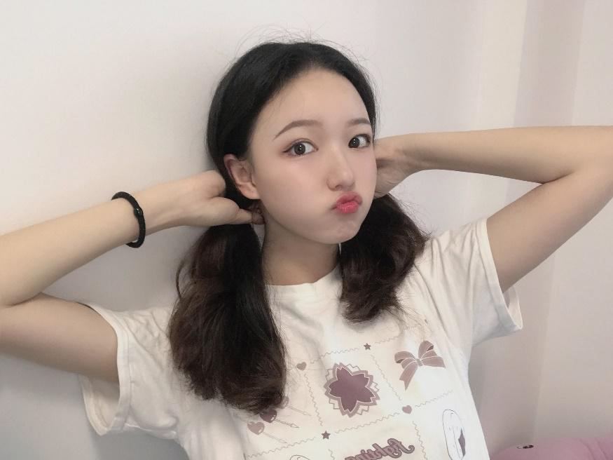 有一個(gè)可愛性感的日本女友是什么樣的體驗(yàn)？