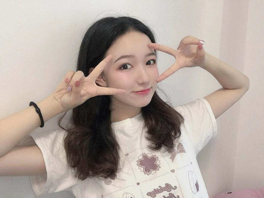 有一個(gè)可愛性感的日本女友是什么樣的體驗(yàn)？