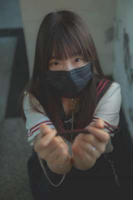 蘿莉系列.狗籠調教攝影作品