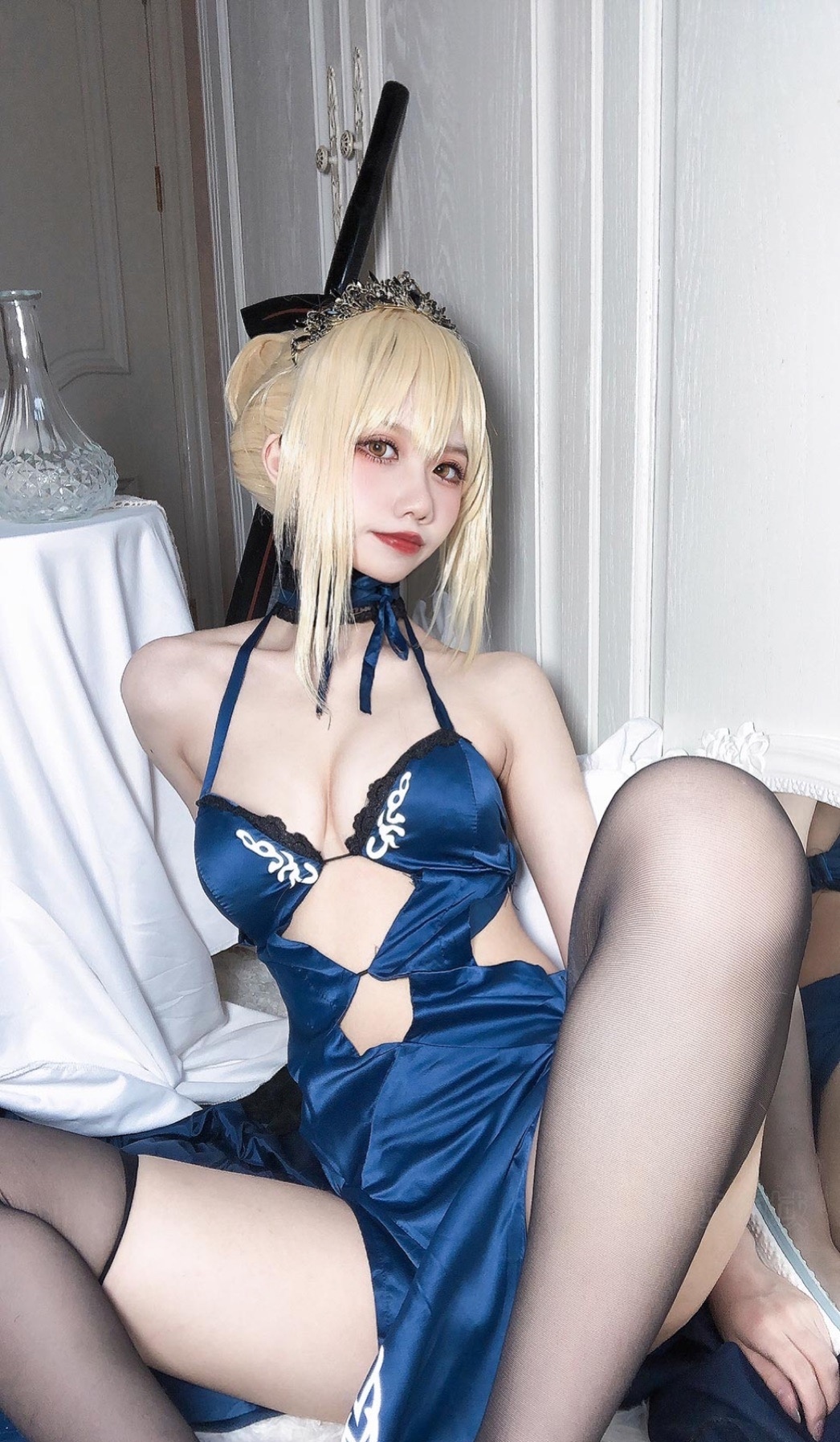 藍(lán)色情趣內(nèi)衣女孩的誘惑