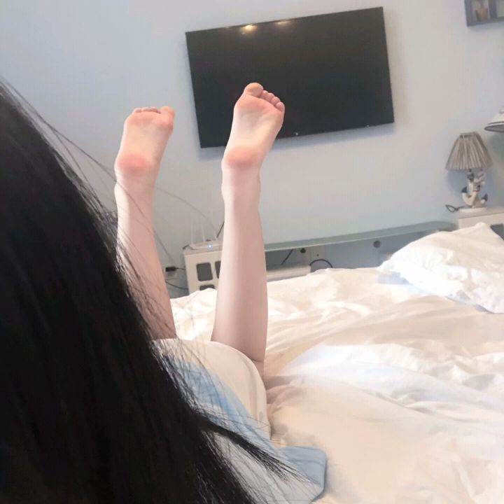 嬌艷欲滴 令人眼饞的美足肉足