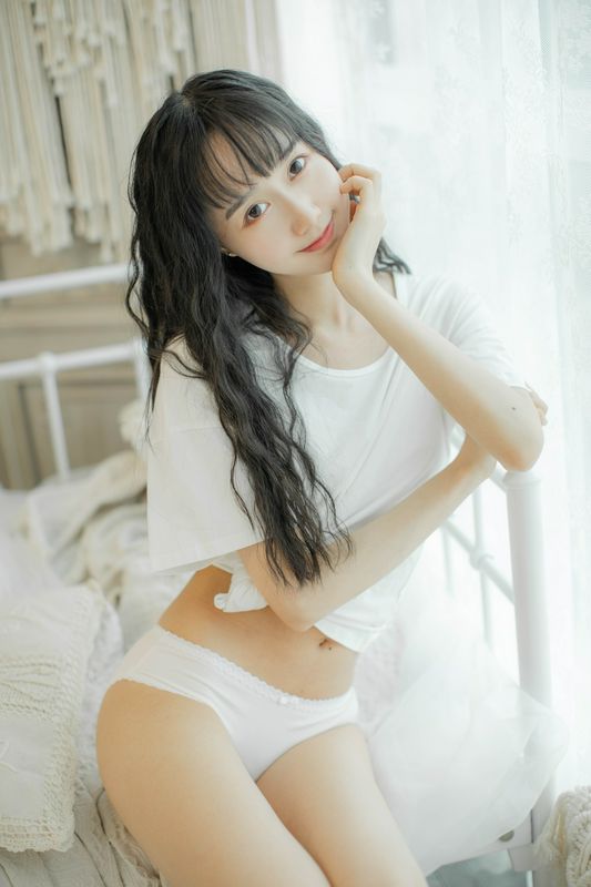 木綿綿3套內(nèi)衣寫真
