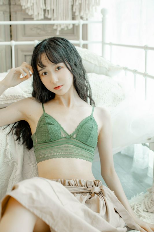 木綿綿3套內(nèi)衣寫真