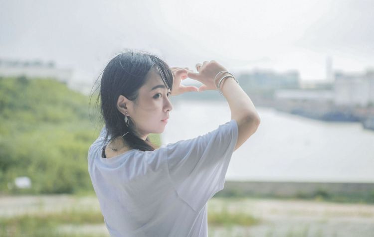 陽(yáng)光小姐姐