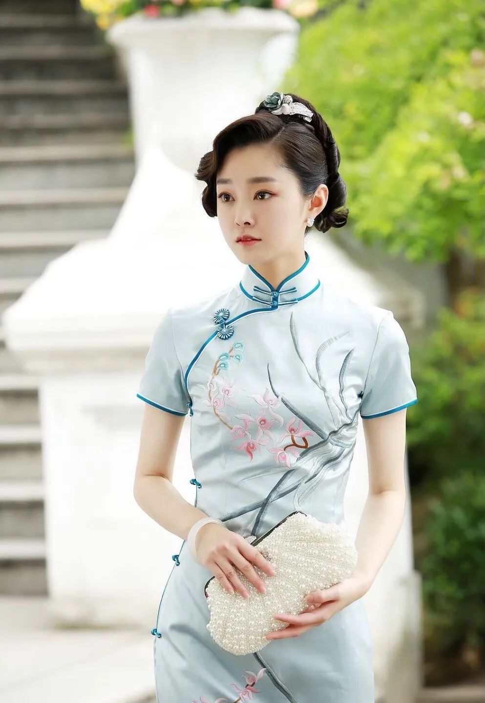 每個(gè)男人心里，住著一位旗袍美人