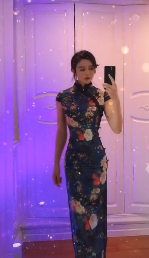每個(gè)男人心里，住著一位旗袍美人