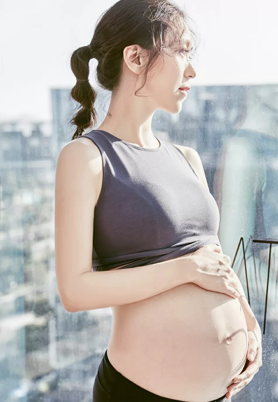國(guó)產(chǎn)孕婦美圖分享 純美圖不露點(diǎn) 042301