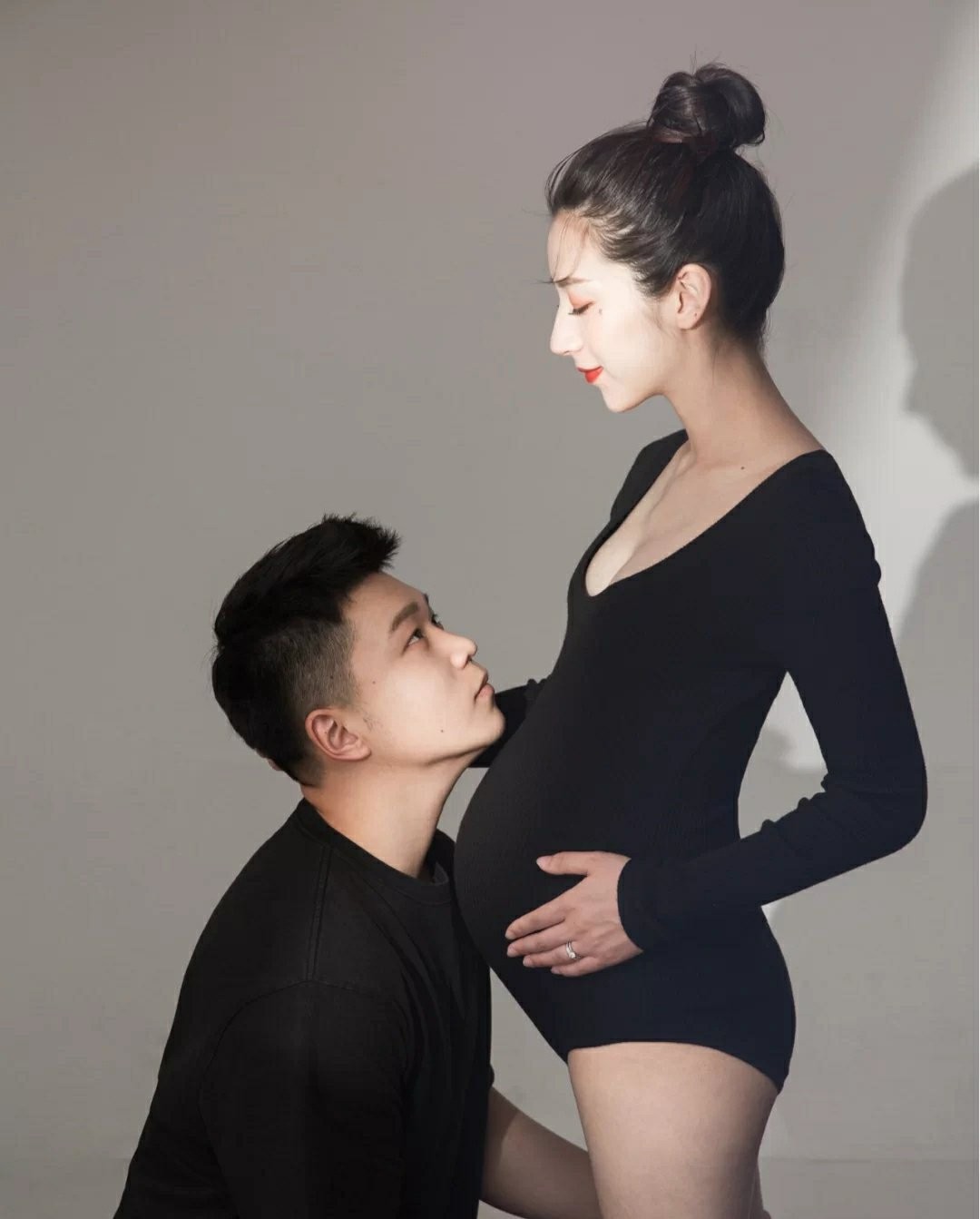 國(guó)產(chǎn)孕婦美圖分享 純美圖不露點(diǎn) 042301
