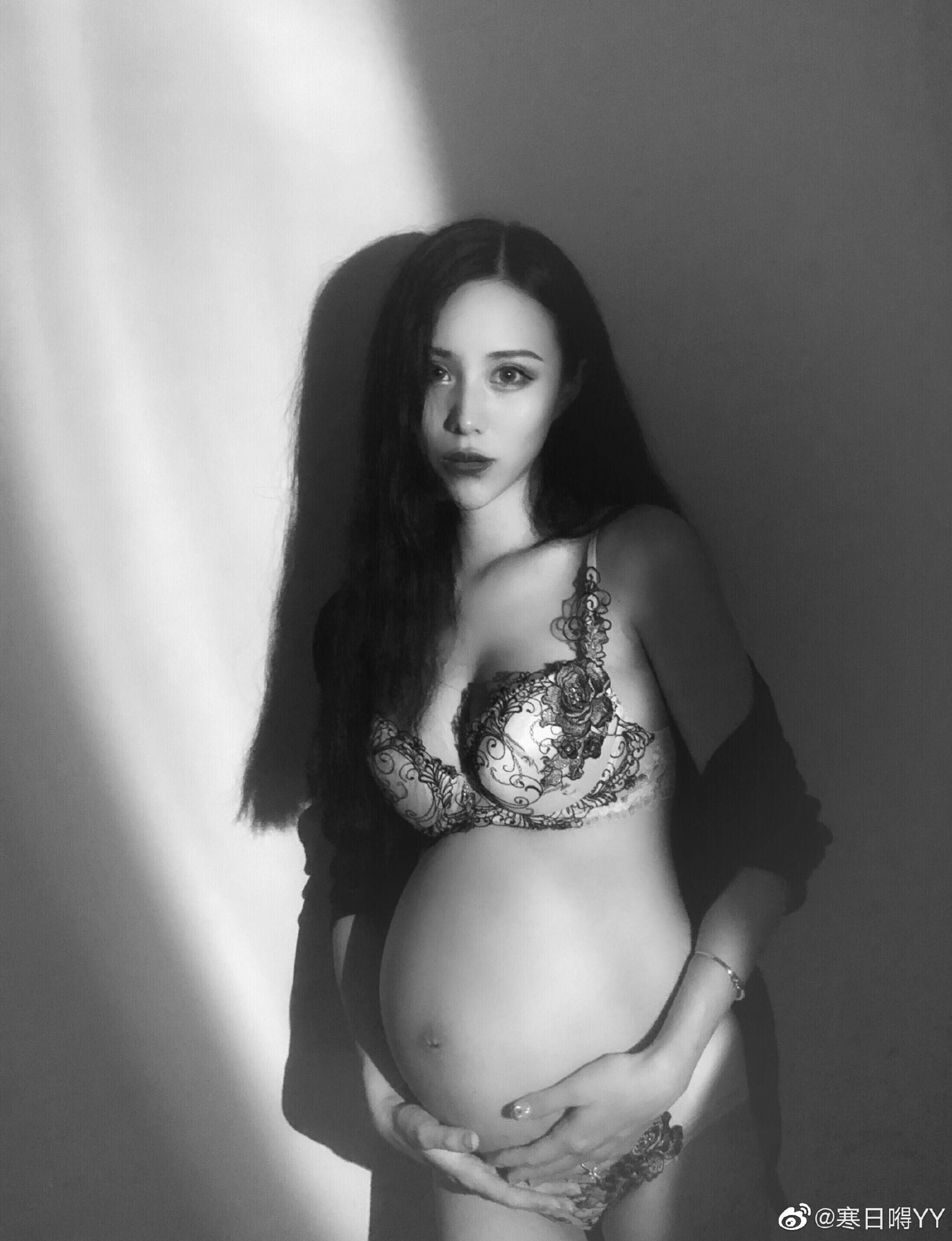 國產(chǎn)孕婦美圖分享 純美圖不露點 042303