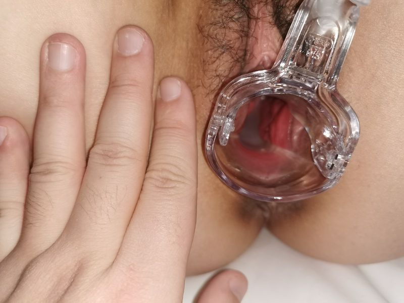南京母狗，口交，內(nèi)射精液橫流，擴陰器內(nèi)窺精液灌滿騷逼