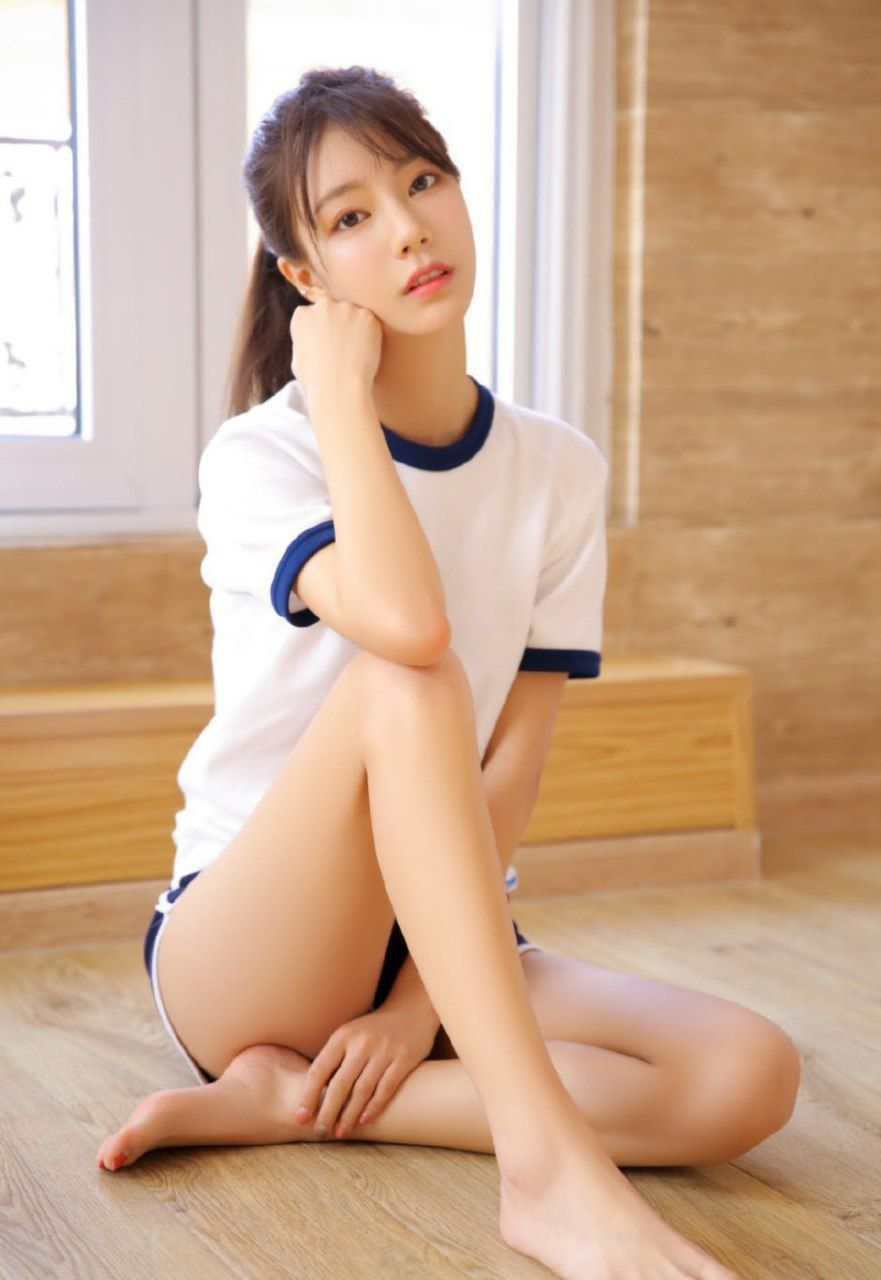 美腳玉足惹人憐 口含把玩欲還休 第三期