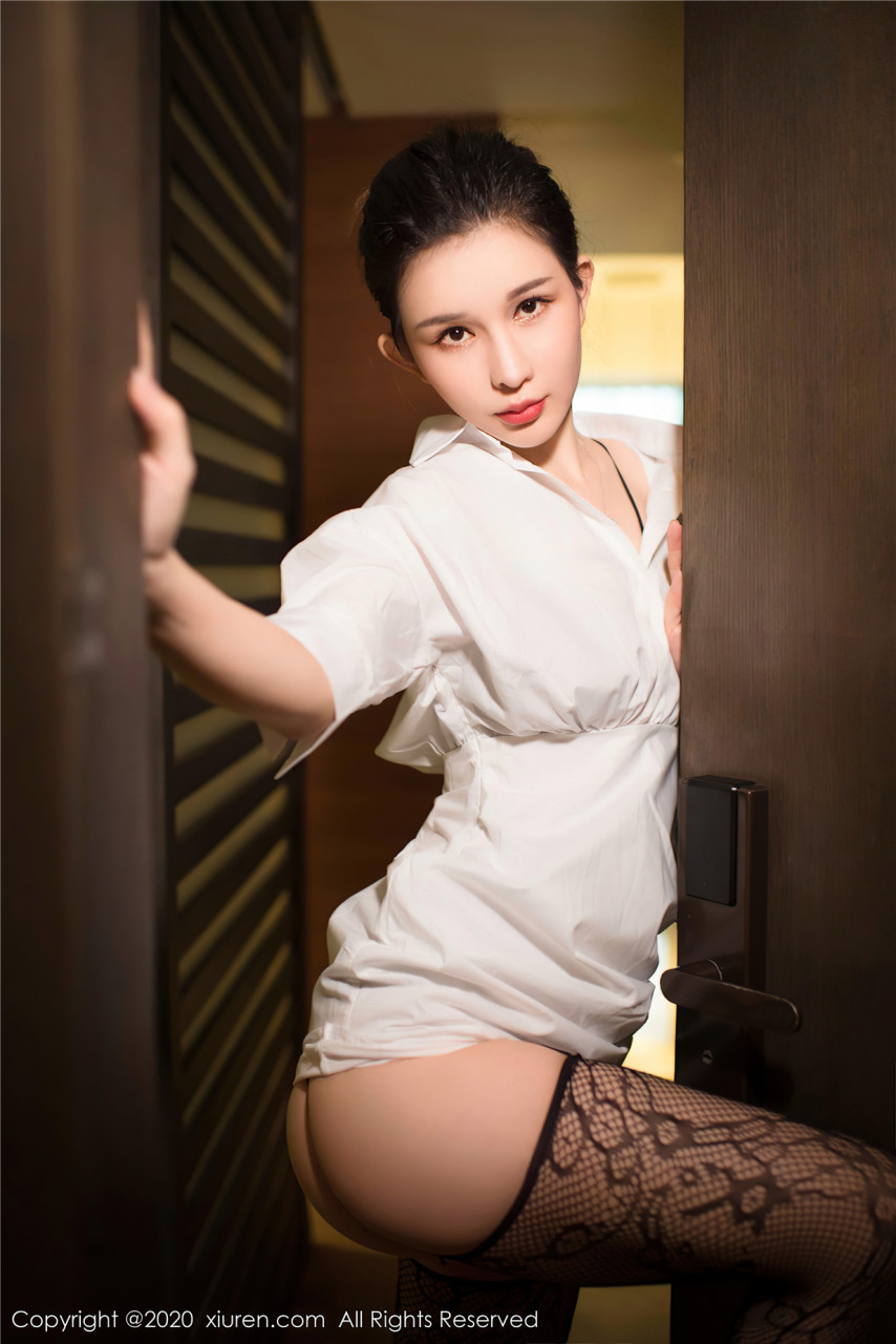 御姐氣質(zhì)姿態(tài)嫵媚