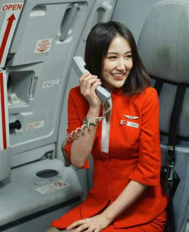 人前溫婉淑儀，人后悶騷放蕩