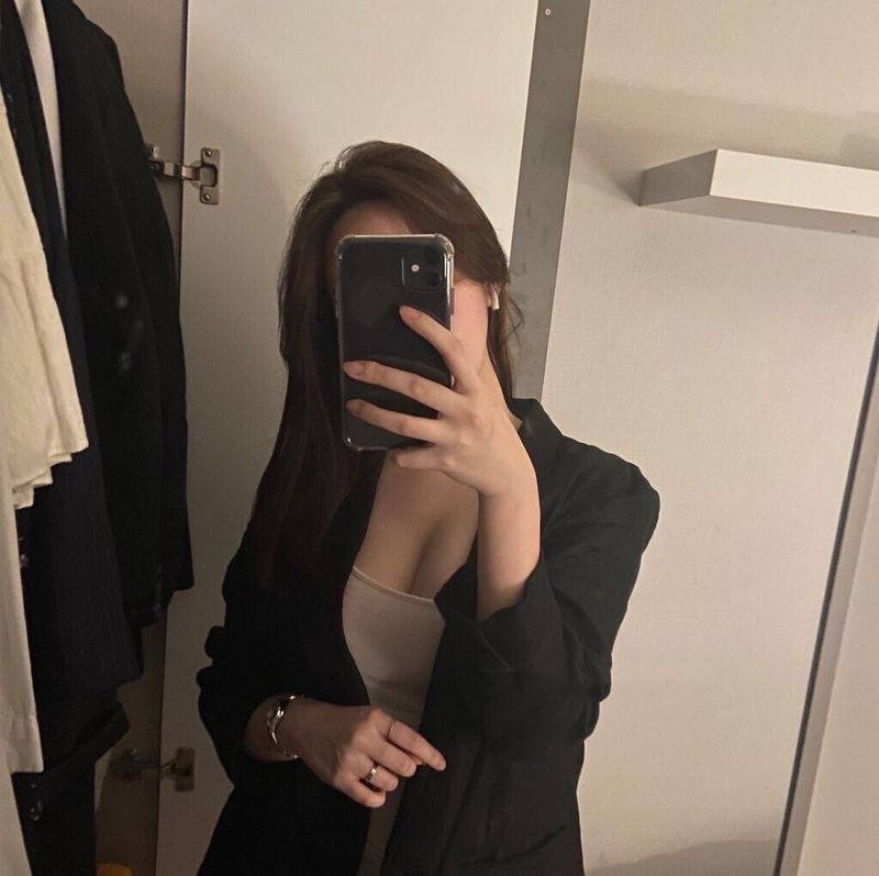 人前溫婉淑儀，人后悶騷放蕩