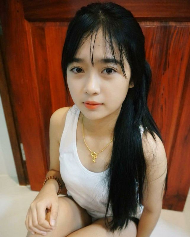 人前溫婉淑儀，人后悶騷放蕩