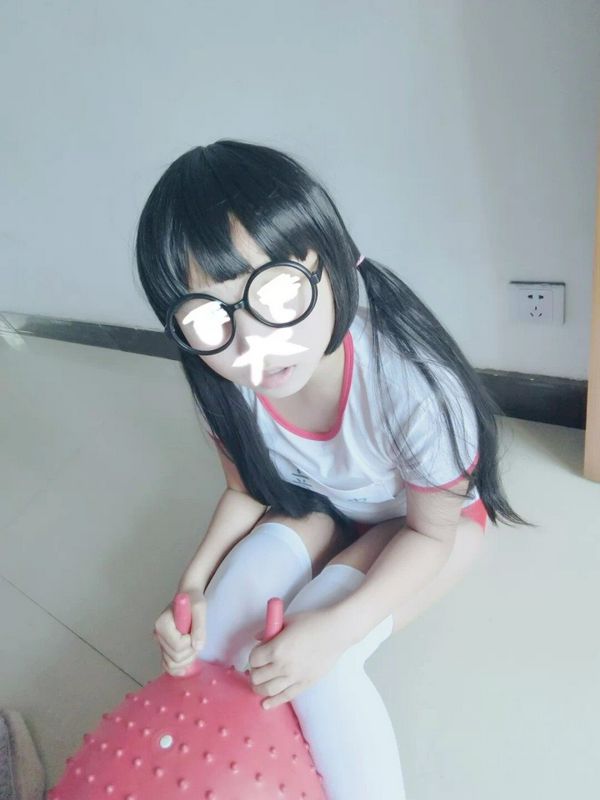 巨乳蘿莉音波蘿莉醬 福利寫真