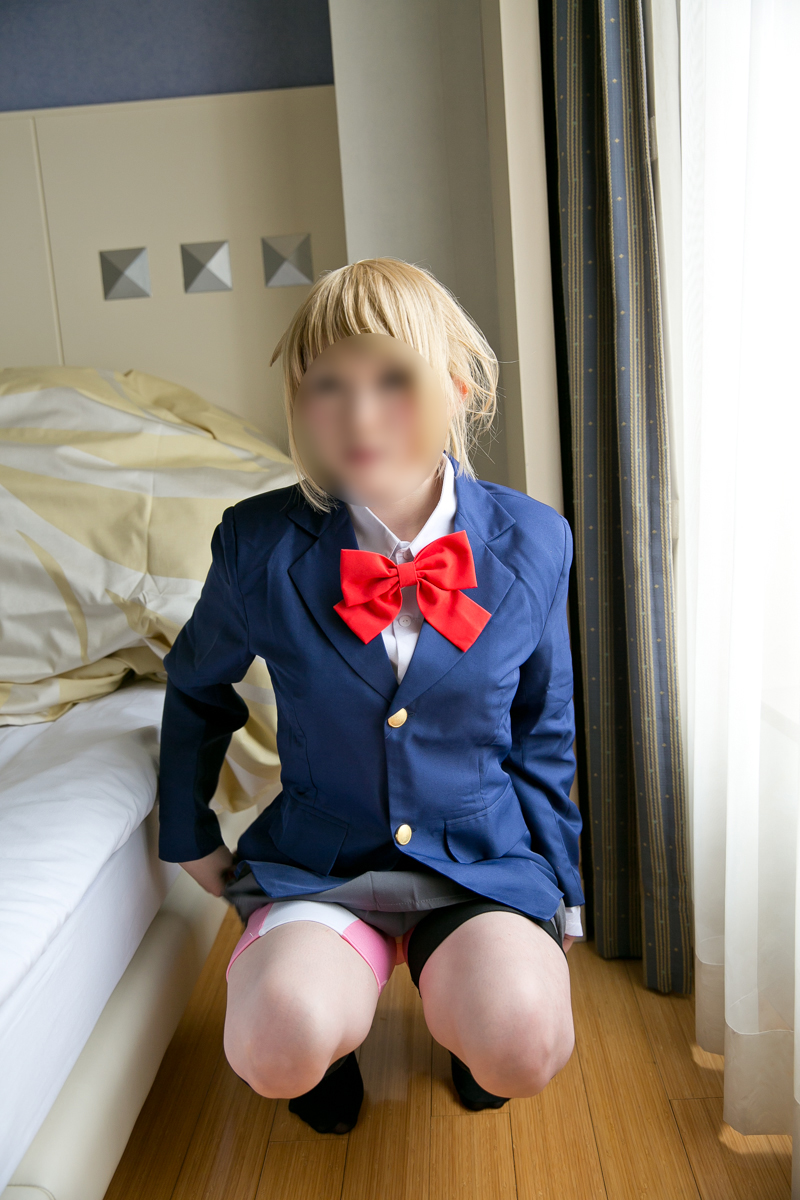 老色批們的最愛，無非就是：幼齒蘿莉粉咪咪，吹簫內(nèi)射嫩屄屄