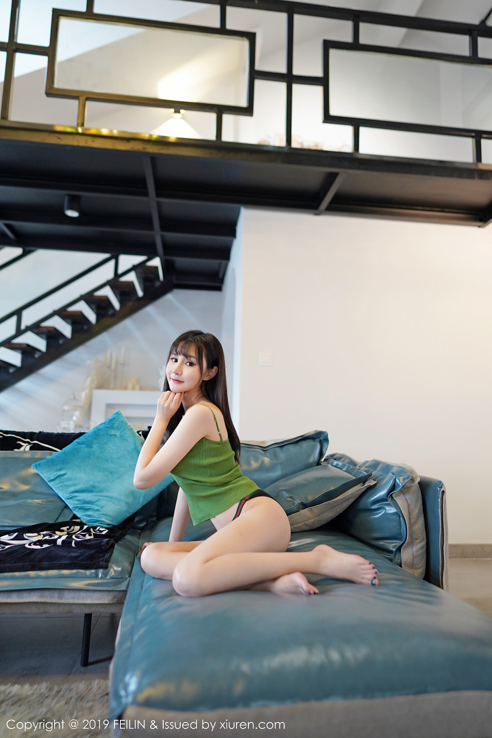 新人嫩模青妍Celina居家私房透視薄紗內(nèi)衣撩人