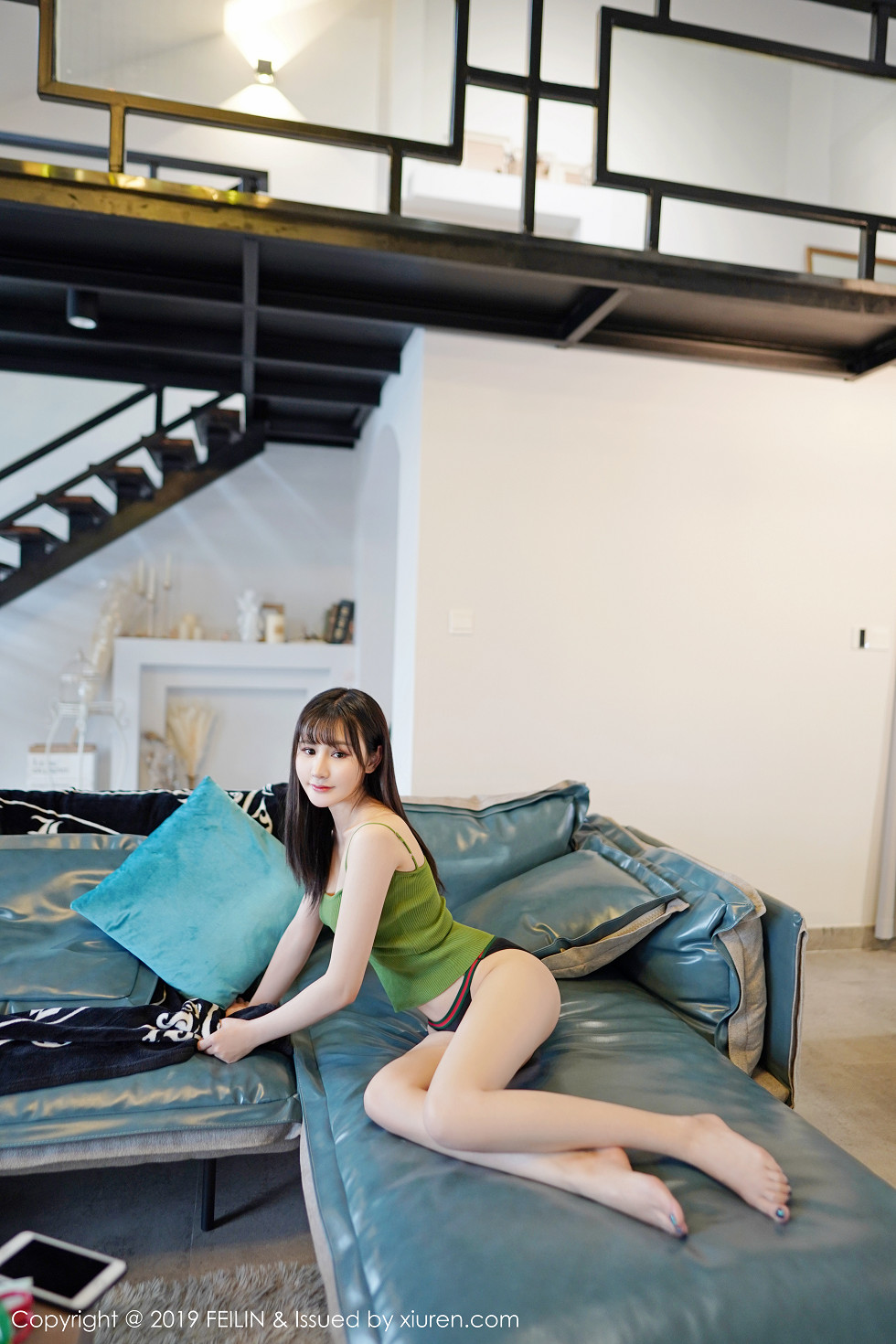 新人嫩模青妍Celina居家私房透視薄紗內(nèi)衣撩人