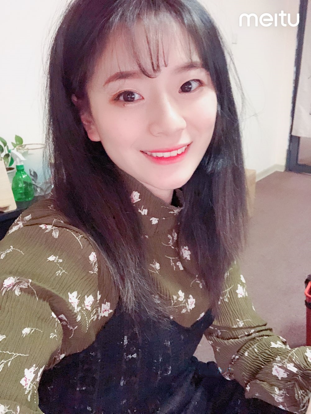 反差美女圖片（今日更新）