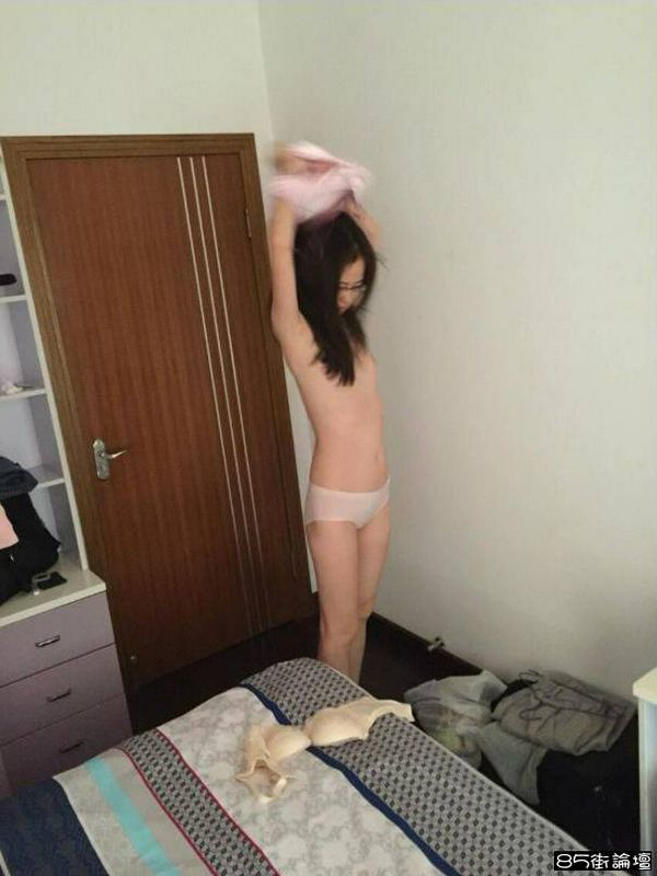 溫柔小女友十分的舒服迷人