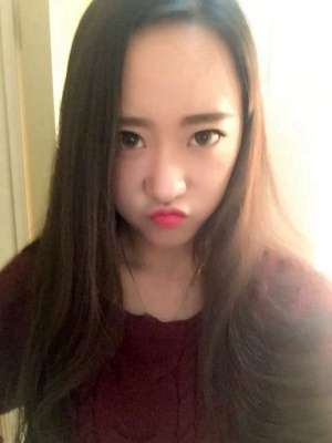 顏值在線(xiàn)，極品騷女，請(qǐng)大力輸出