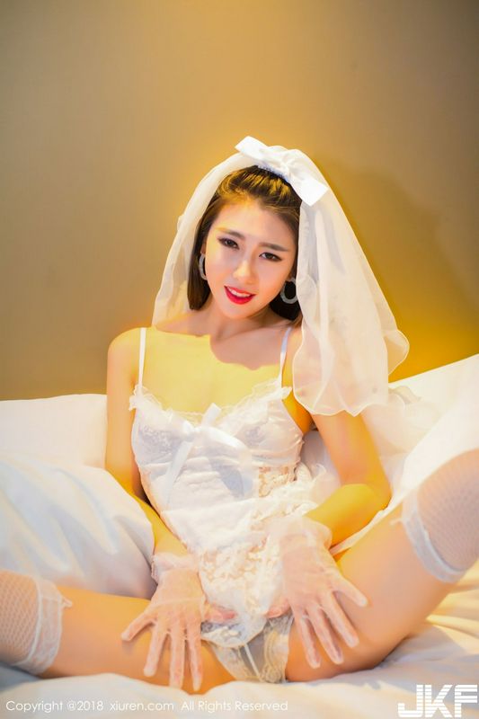 性愛(ài)艷遇~補(bǔ)習(xí)班女老師