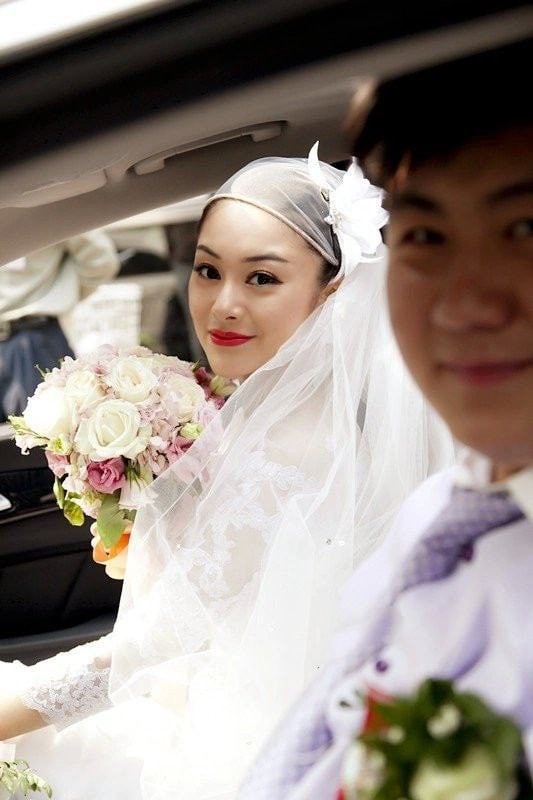 床下貴婦床上蕩婦，精選露臉反差婊美乳嫩穴