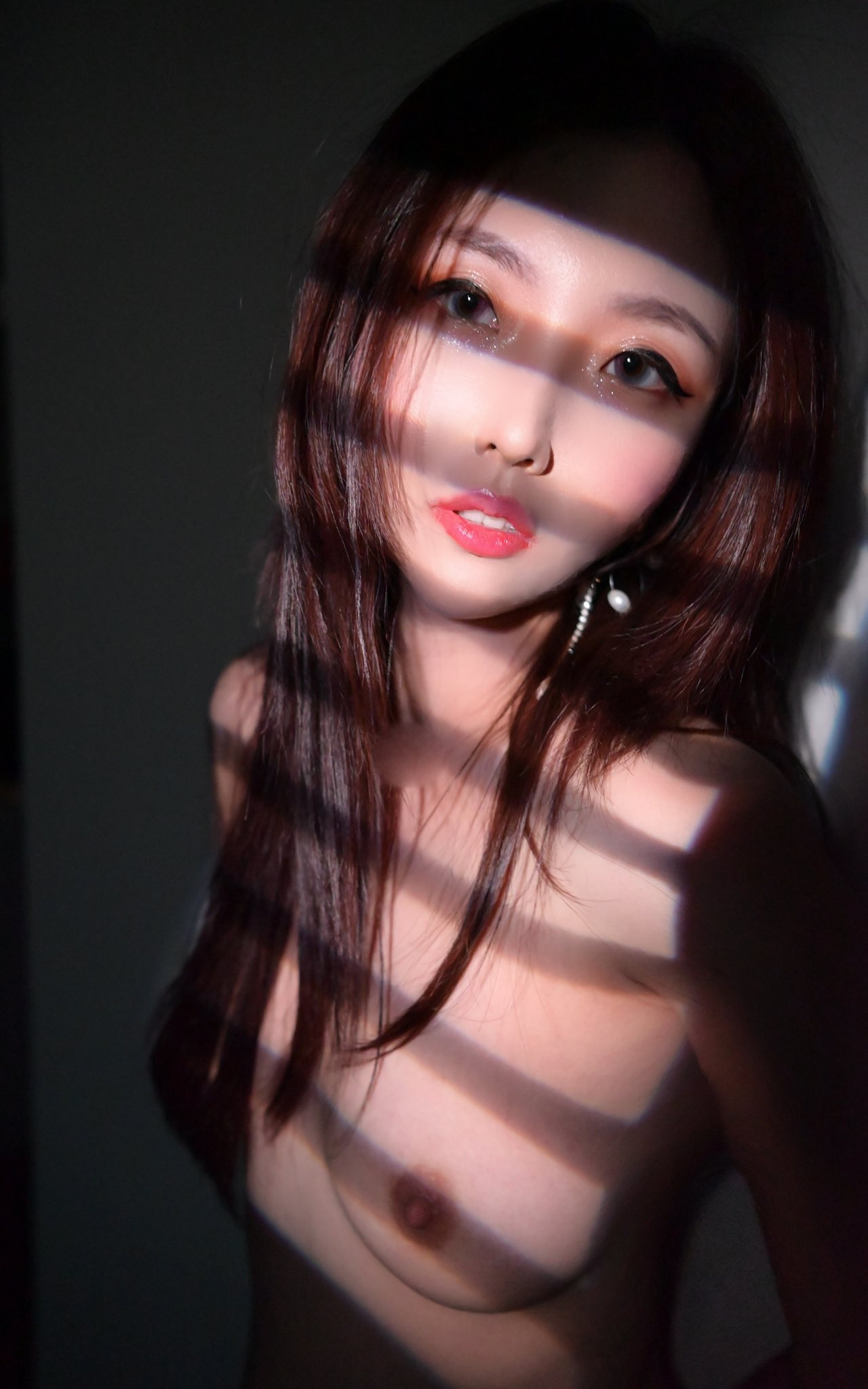 圓圓的翹臀，長(zhǎng)長(zhǎng)的大腿，白白的奶子，都是你喜歡的美嬌娘，第一季
