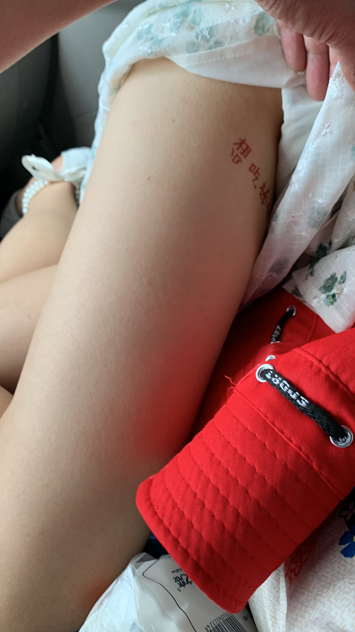 開車去發(fā)騷 一起來看看車中春色