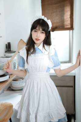 女仆來(lái)我家做飯了