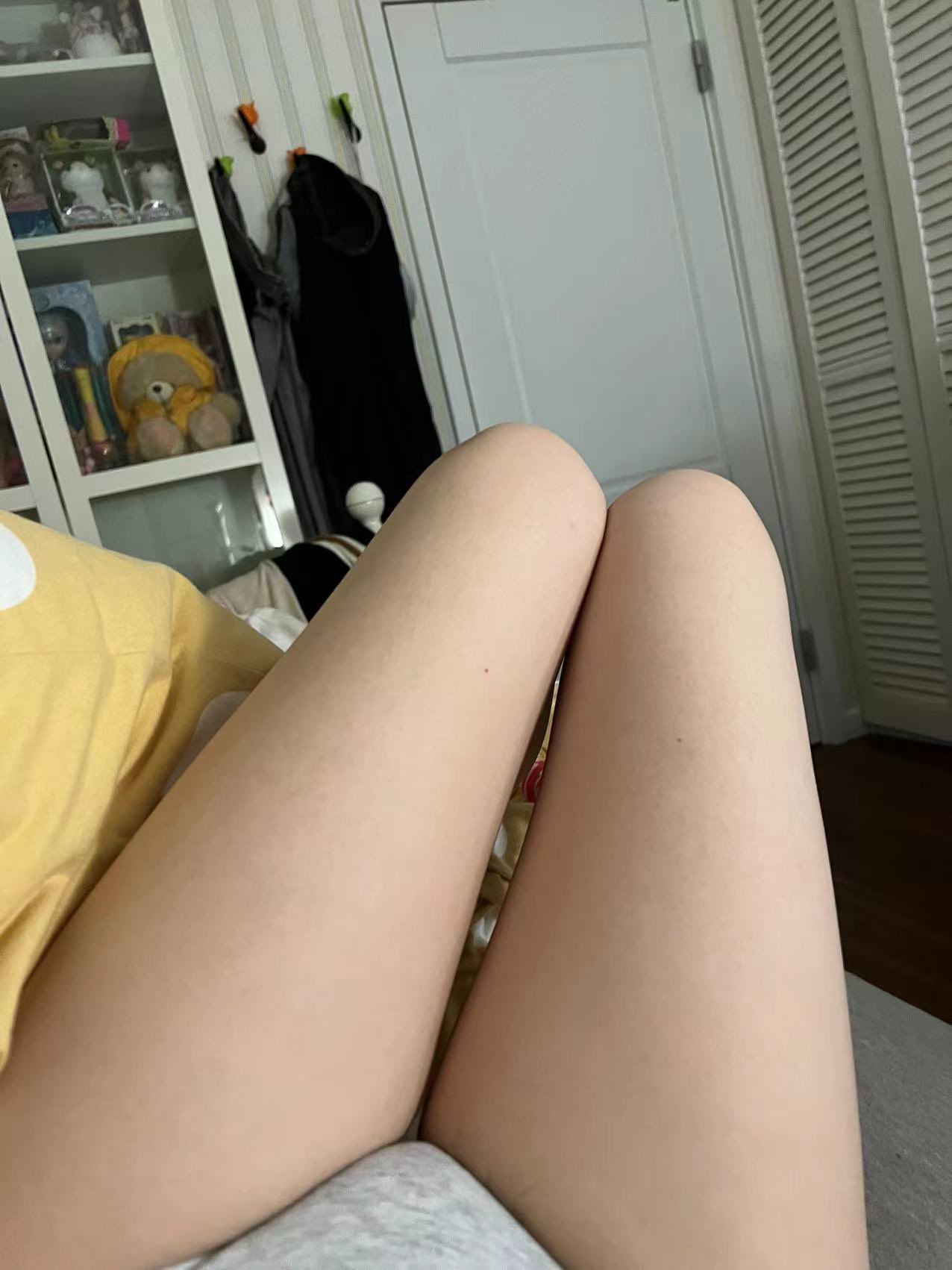 居家發(fā)騷的母狗們
