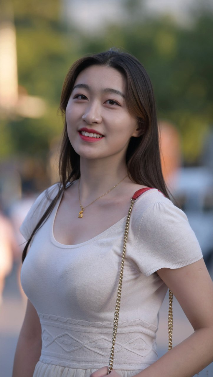 喜歡對(duì)比褪去衣服后的樣子