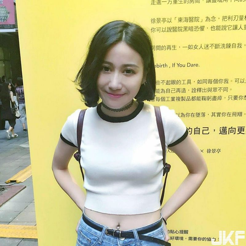 短發(fā)正妹ZooeyHuang這身材太不科學了