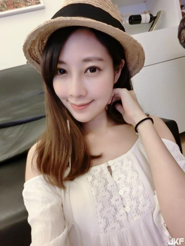 氣質(zhì)破表甜美高挑正妹黃亞琳天堂鳥(niǎo)