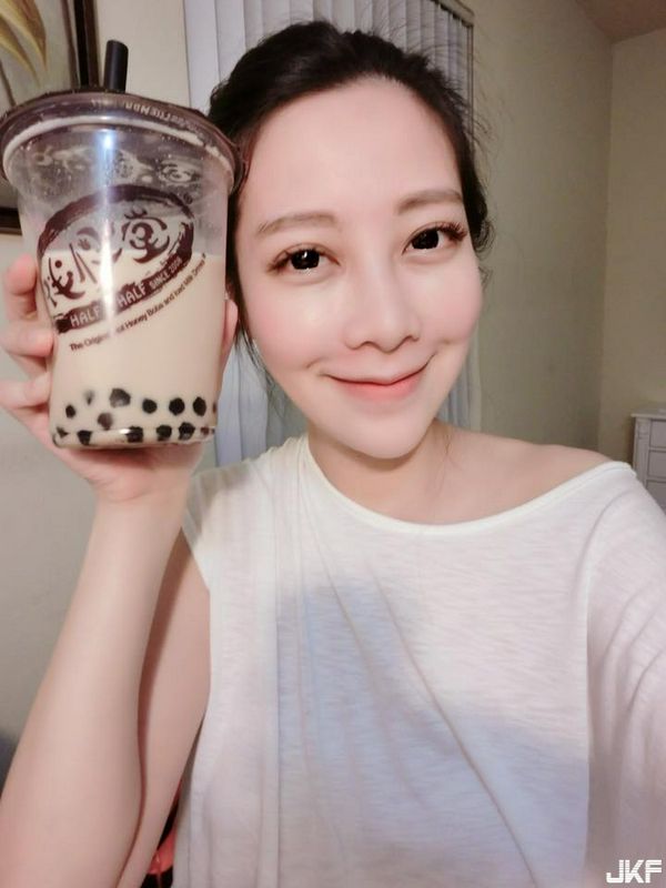 氣質(zhì)破表甜美高挑正妹黃亞琳天堂鳥(niǎo)