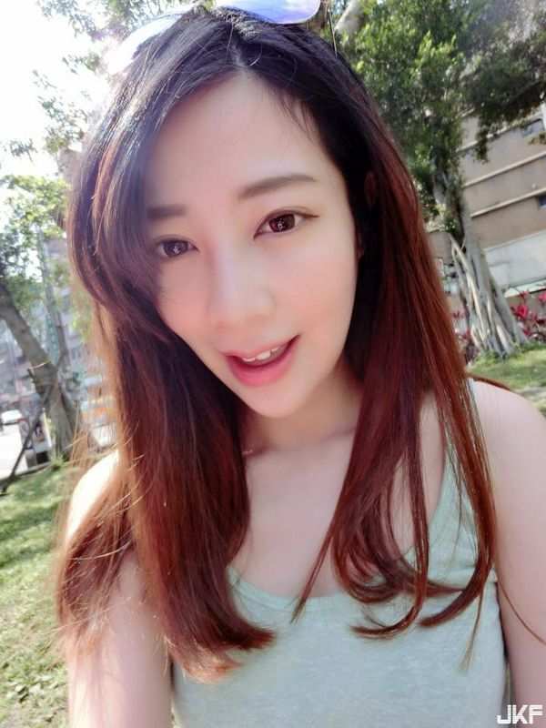 氣質(zhì)破表甜美高挑正妹黃亞琳天堂鳥(niǎo)