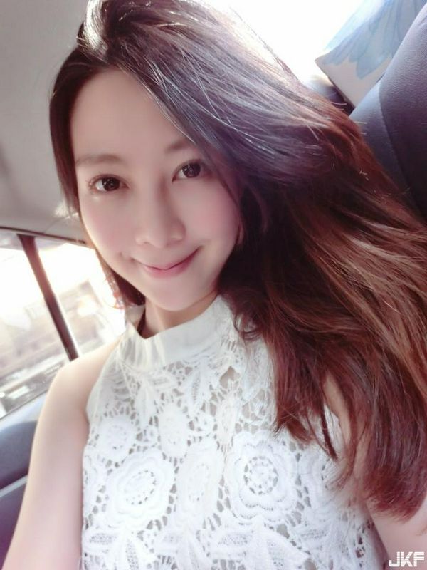 氣質(zhì)破表甜美高挑正妹黃亞琳天堂鳥(niǎo)