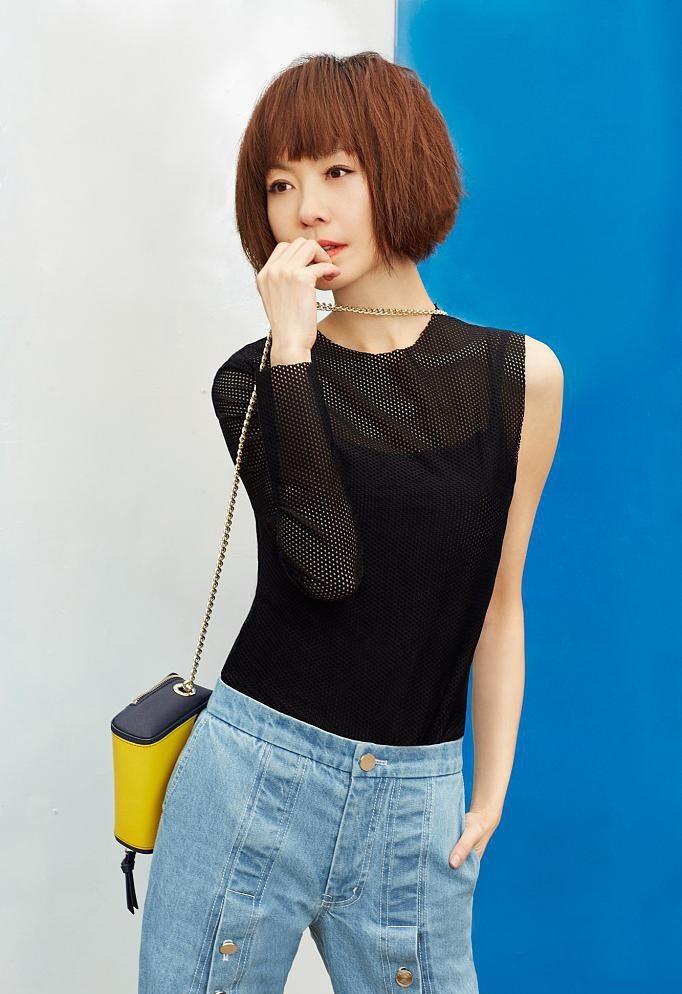 魯豫最新寫(xiě)真大片少女感十足
