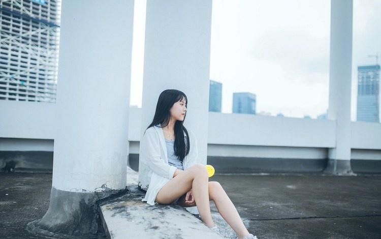 清純?；琼攲懻? src=