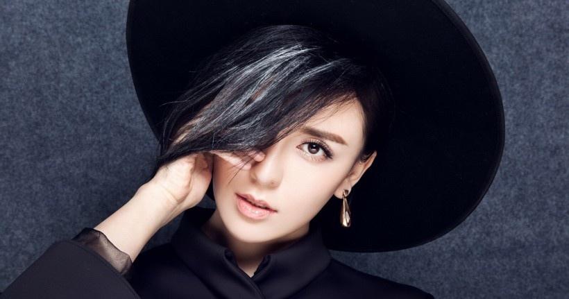 美女演員呂佳容寫(xiě)真
