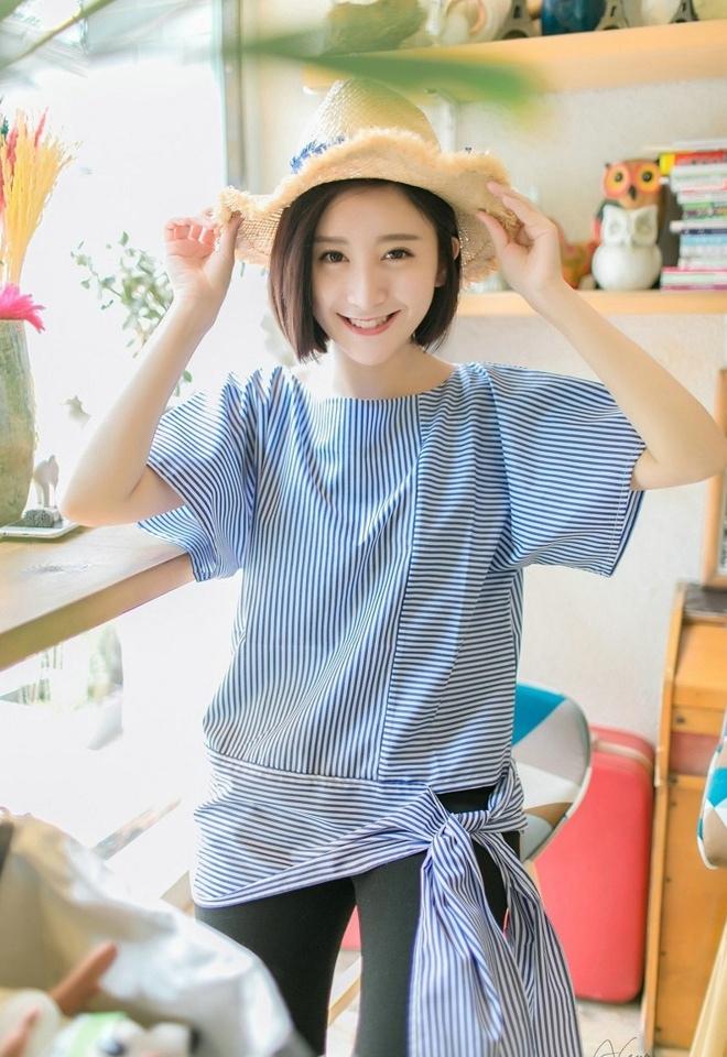清純短發(fā)氣質(zhì)美女時(shí)尚迷人俏皮可愛(ài)唯美寫(xiě)真